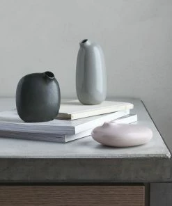 KN JAPAN PEBBLE VASES