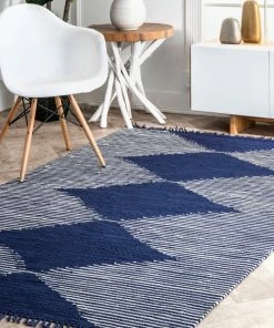 NLD RUGS WOVEN LINED DIAMONDS