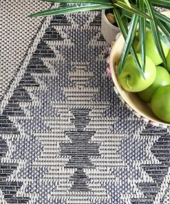 NLD GREAT OUTDOORS GREY IRIS DIAMOND RUG