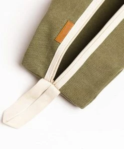 BK STAY CLEAN TOILETRY BAG