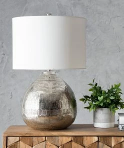 NLD IRON POLISHED TABLE LAMP - 24 LIGHTING