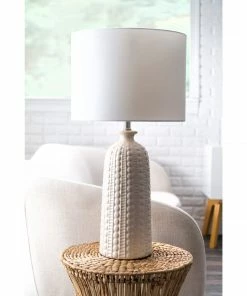 NLD WHITE CERAMIC TABLE LAMP - 30 LIGHTING
