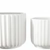 UT WHITE RIBBED PLANTERS FLORA