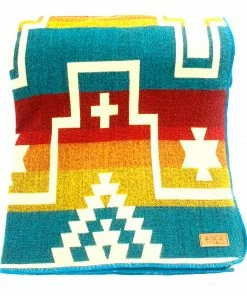 AT ALPACA SANTA FE (ECUADOR)