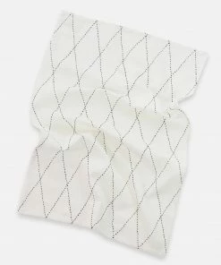 AN FAIR TRADE BONE WHITE TEA TOWELS (INDIA)
