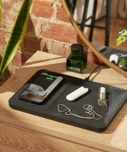 CR BELGIAN LINEN CATCH:3 WIRELESS CHARGER BLACK 18 CR BELGIAN LINEN CATCH:3 WIRELESS CHARGER BLACK