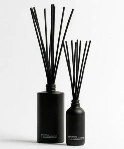 BC BLACK TEAKWOOD + LEATHER DIFFUSER