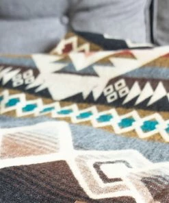 AT BOHO ALPACA INCA (ECUADOR)