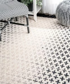 NLD BLACK RENN TASSEL