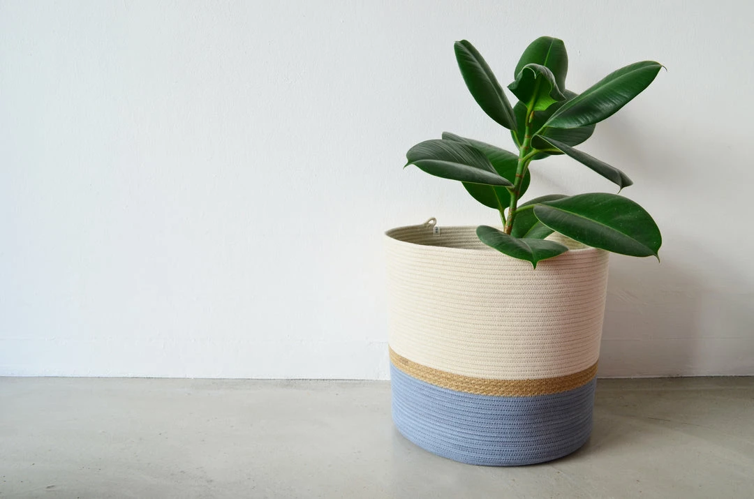 MM BASKETS JUTE & BLUE-GREY BLOCK COTTON CYLINDER BASKET 4 MM BASKETS JUTE & BLUE-GREY BLOCK COTTON CYLINDER BASKET