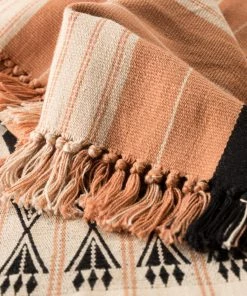 JPD NAGALAND THROW CHANG COZY UP