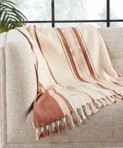 JPD COZY UP NAGALAND THROW SOVIMA 7 JPD COZY UP NAGALAND THROW SOVIMA