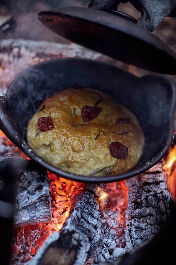 BD ENTERTAINING BROWN TERRACOTTA ROASTER 4 BD ENTERTAINING BROWN TERRACOTTA ROASTER