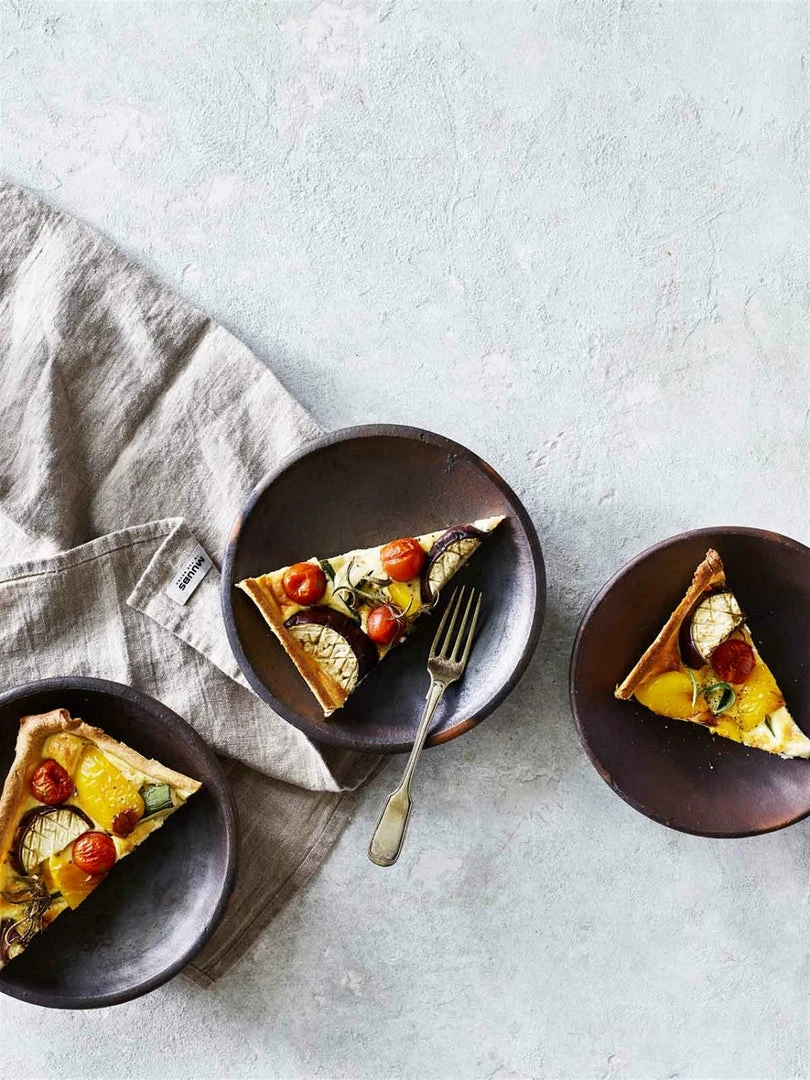 BD ENTERTAINING BROWN TERRACOTTA LUNCH PLATE 4 BD ENTERTAINING BROWN TERRACOTTA LUNCH PLATE