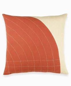 AN BOHO COPPER CURVE THROW PILLOW