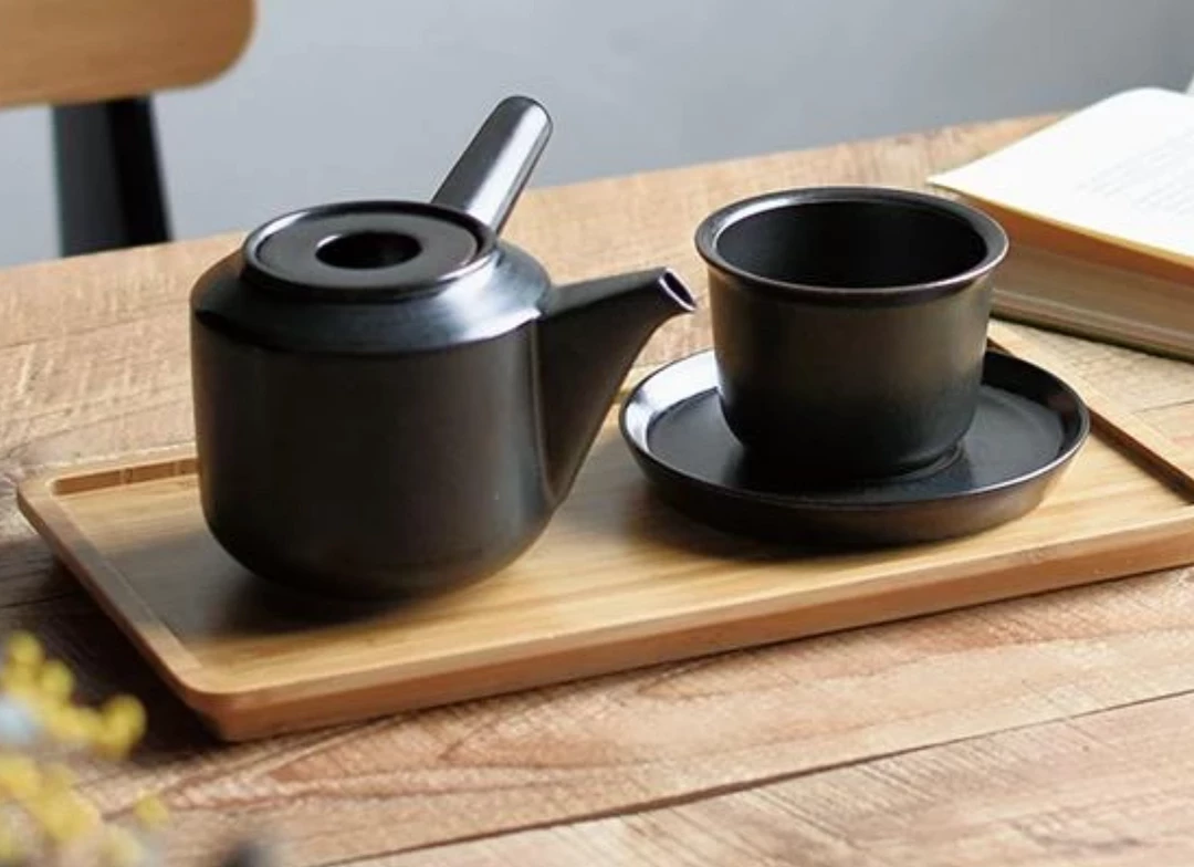 KN BLACK CERAMIC TEAPOT - KYUSU 4 KN BLACK CERAMIC TEAPOT - KYUSU