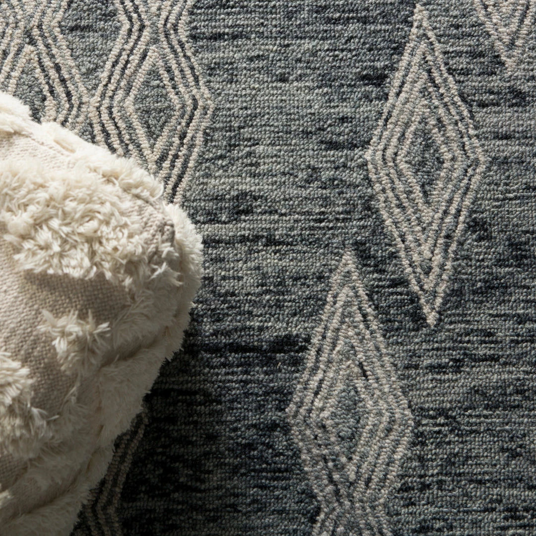 JPD RUGS VERA BY NIKKI CHU MULBERRY 9 JPD RUGS VERA BY NIKKI CHU MULBERRY