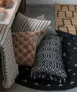 BV BLACK GEO PATTERNED LUMBAR