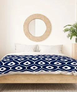 DYD LEELA NAVY DUVET / COMFORTER 41 DYD LEELA NAVY DUVET / COMFORTER