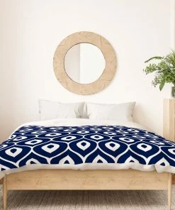 DYD LEELA NAVY DUVET / COMFORTER 24 DYD LEELA NAVY DUVET / COMFORTER