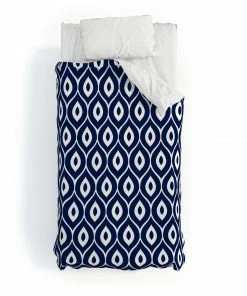 DYD LEELA NAVY DUVET / COMFORTER 25 DYD LEELA NAVY DUVET / COMFORTER