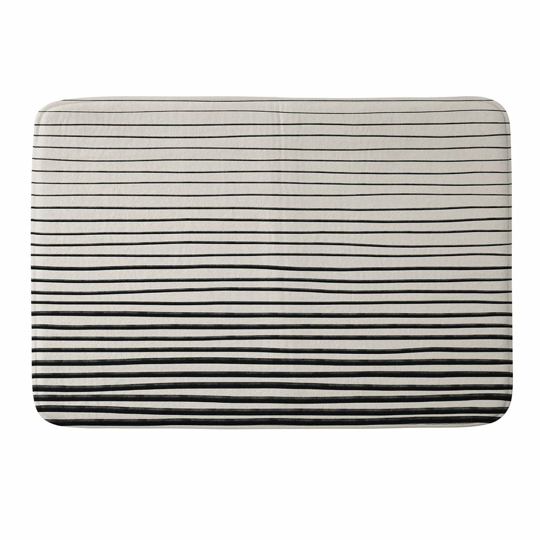 DYD BLACK HORIZONTAL LINES MEMORY FOAM BATH MAT 3 DYD BLACK HORIZONTAL LINES MEMORY FOAM BATH MAT