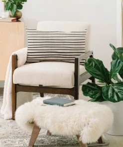 DYD BLACK HORIZONTAL LINES