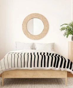 DYD BLACK VERTICAL LINES DUVET / COMFORTER