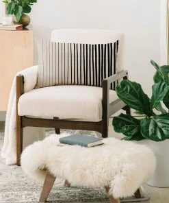 DYD BLACK VERTICAL LINES