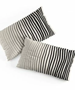 DYD BLACK VERTICAL LINES PILLOW SHAMS