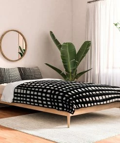 DYD HAND DRAWN GRID DUVET / COMFORTER