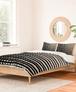 DYD HAND DRAWN GRID DUVET / COMFORTER