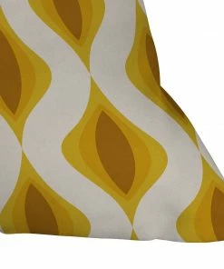 DYD YELLOW ORNAMENTS