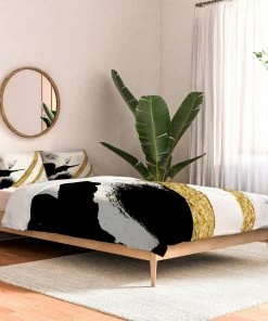 DYD ARMOR 8 A MINIMAL ABSTRACT PIE DUVET / COMFORTER BLACK