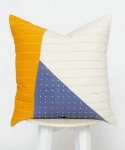 AN BOHO GOLD ASHA THROW PILLOWS (INDIA)