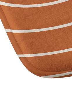 DYD MINIMAL LINE CURVATURE CORAL MEMORY FOAM BATH MAT