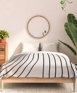 DYD BLACK MINIMAL LINE CURVATURE WHITE DUVET / COMFORTER