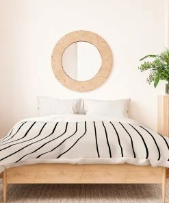 DYD BLACK MINIMAL LINE CURVATURE WHITE DUVET / COMFORTER
