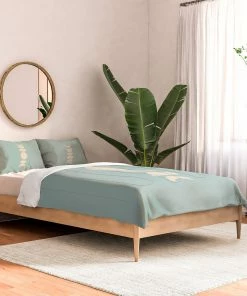 DYD MINIMAL MOON PHASES SAGE DUVET / COMFORTER