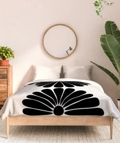DYD BLACK RETRO DAISY I DUVET / COMFORTER