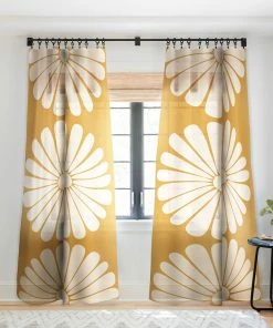 DYD RETRO DAISY XIX WINDOW CURTAINS WALL DECOR