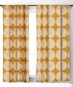 DYD WALL DECOR RETRO DAISY XIX WINDOW CURTAINS