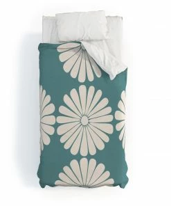 DYD RETRO DAISY XXIII DUVET / COMFORTER SKY & WATER