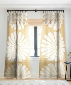 DYD RETRO DAISY XXIV WINDOW CURTAINS 12 DYD RETRO DAISY XXIV WINDOW CURTAINS