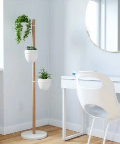 UMD BLACK FLORISTAND PLANTER