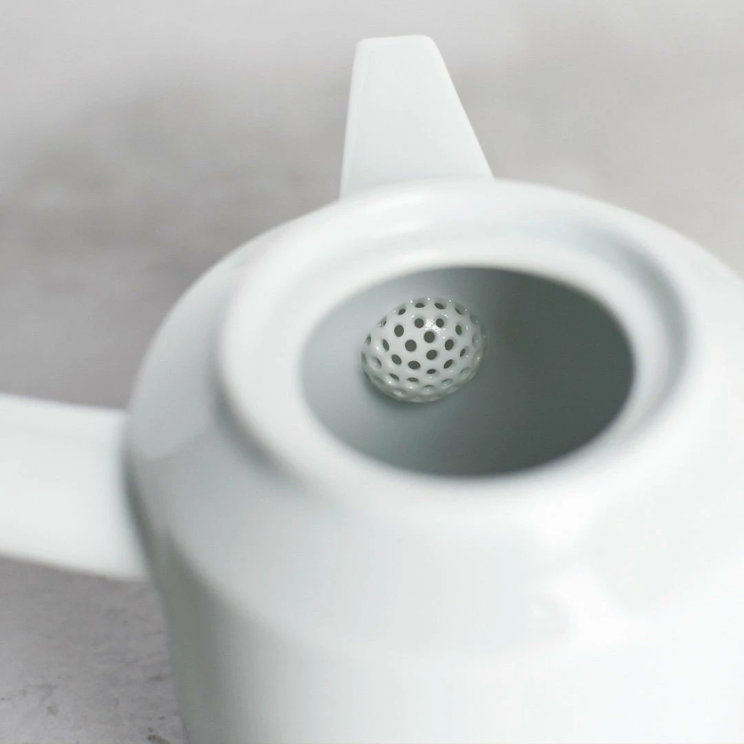 KN BLACK CERAMIC TEAPOT - KYUSU 6 KN BLACK CERAMIC TEAPOT - KYUSU