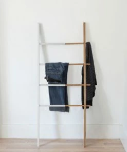 UMD BLACK HUB LADDER