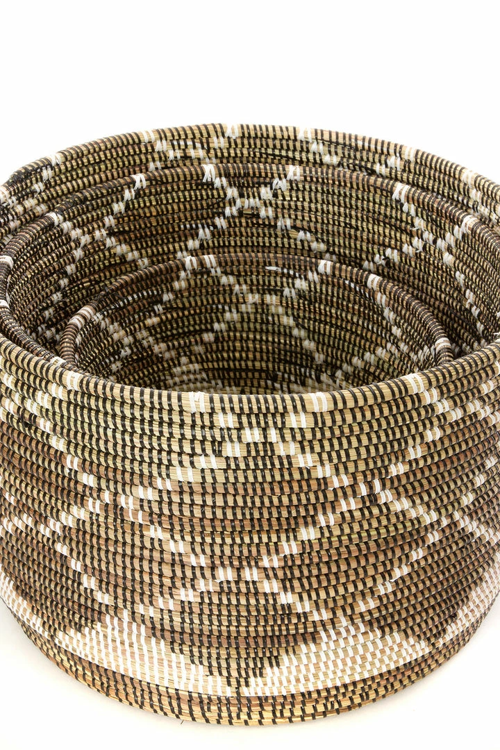 SW SILVER & BROWN NESTING DIAMOND BASKETS (SENEGAL) 4 SW SILVER & BROWN NESTING DIAMOND BASKETS (SENEGAL)