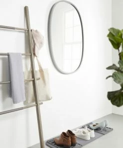 UMD BLACK HUB OVAL MIRROR 21 UMD BLACK HUB OVAL MIRROR